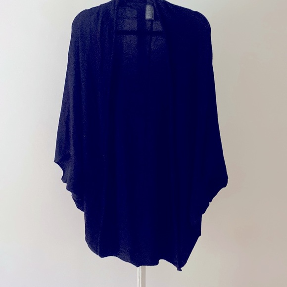 Forever 21 black top wrap - Picture 1 of 3